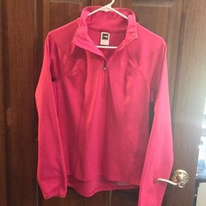 North Face 1/4 zip top